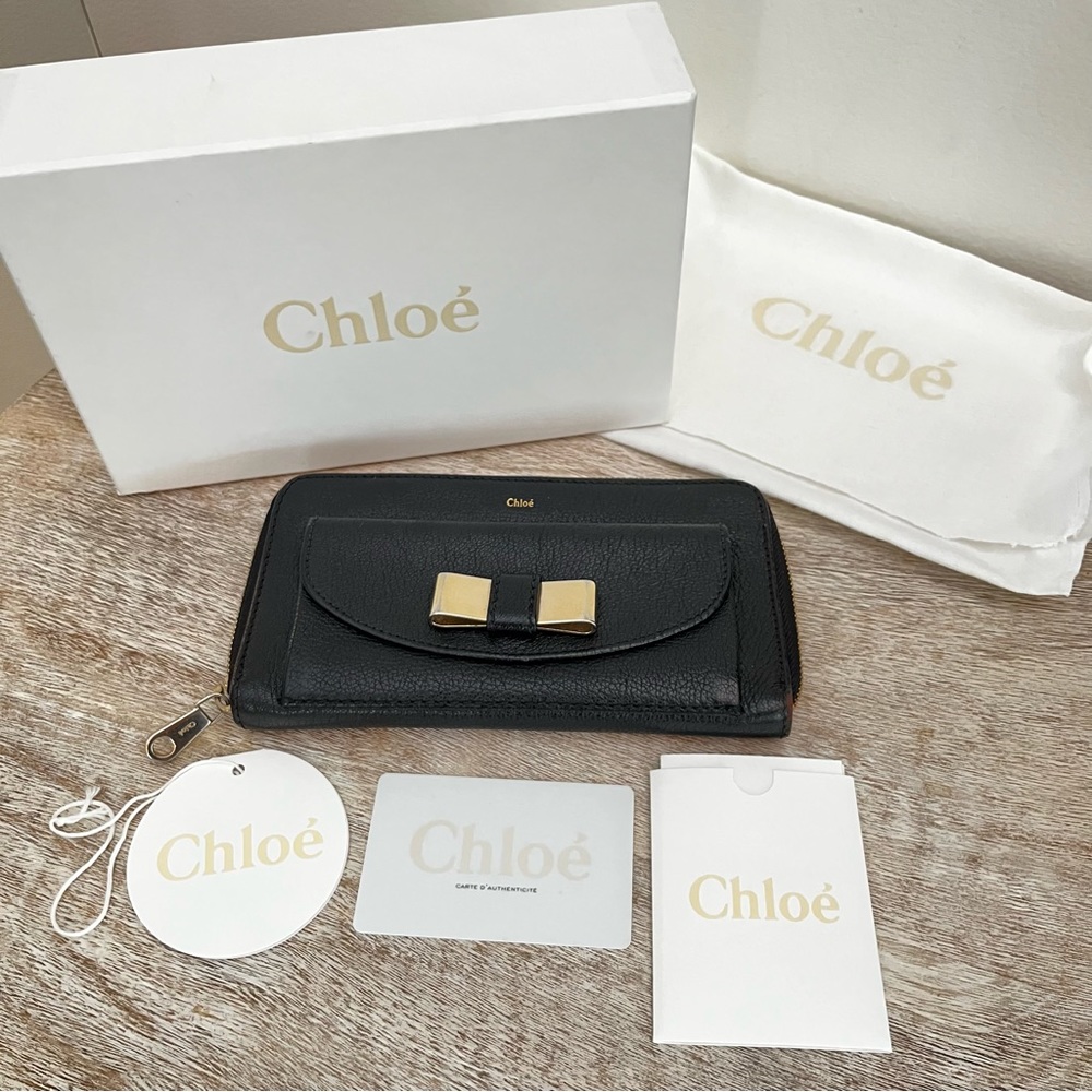 Chloé authentic black leather wallet